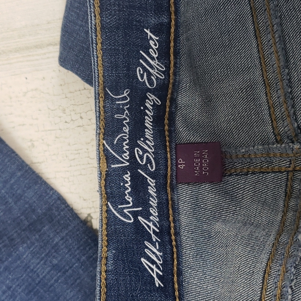 Gloria Vanderbilt straight leg All Around Slimming Effect blue jeans Size 4P - Picture 5 of 8